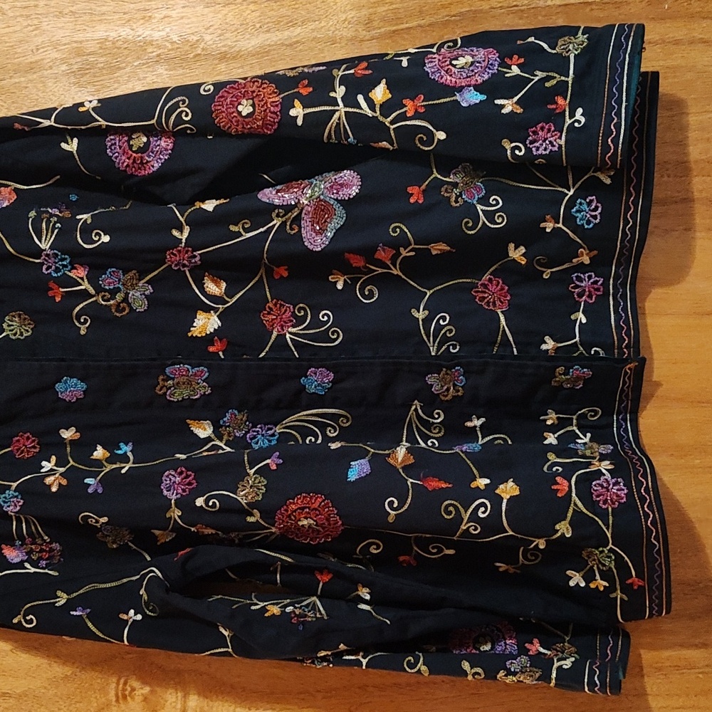 Stunning Quacker Factory Beaded Shacket Navy Embroidery Butterfly Cotton India L - Picture 9 of 16
